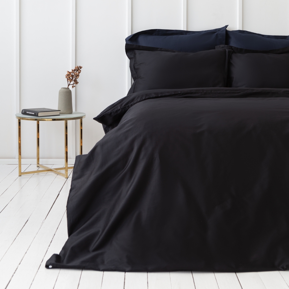Premium satino audinys „Midnight“. Kangad