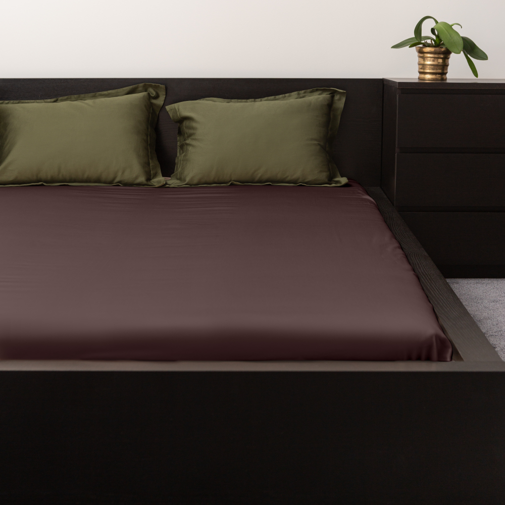 Satiinist voodilina „Chocolate“. Voodilina, 150x220 cm, 180x220 cm, 200x220 cm, 220x240 cm