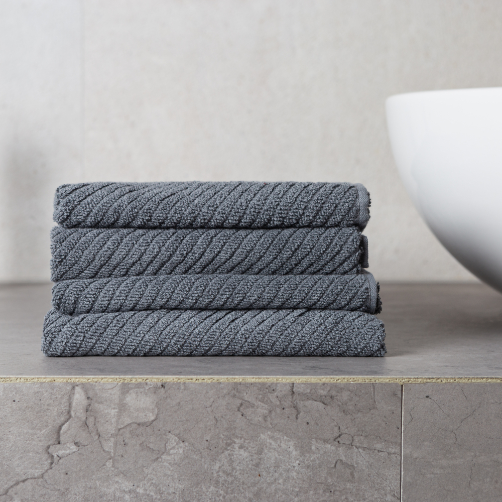Vannitoa rätik „Dark grey“. Rätikud