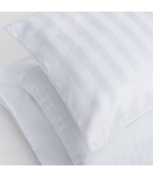 Premium satiinist voodipesu komplekt "Stripe 1 cm". Satiinist voodipesu