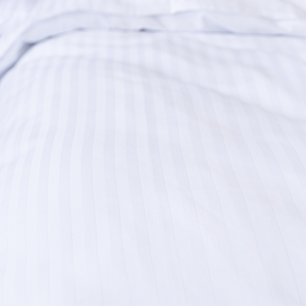 Premium satiinist voodipesu komplekt "Stripe 1 cm". Satiinist voodipesu, 140x200 cm