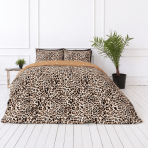 Kaheinimese voodipesu komplekt "Roar". Flanell voodipesu, 200x200 cm, 200x220 cm. Leopardidisainiga voodipesu pruuni poole ja valgete ringidega. Kaheinimese voodipesu komplekt "Roar". Flanell voodipesu, 200x200 cm, 200x220 cm. Leopardidisainiga voodipesu pruuni poole ja valgete ringidega.