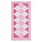 Vaip „Rose Diamond Mosaic Rug“. Vannitoa vaibad, 70x140 cm. Ristkülikukujuline roosa vaip, mille keskel põimuvad heleroosad ja valged ristkülikud, mida ümbritseb ereroosa ääris.