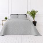 Voodikate „Bedspread Harbor“. Pleedid, 210x240 cm. Helehall voodikate õrna reljeefse geomeetrilise tekstuuriga Voodikate „Bedspread Harbor“. Pleedid, 210x240 cm. Helehall voodikate õrna reljeefse geomeetrilise tekstuuriga