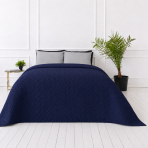 Voodikate „Bedspread Navy“. Pleedid, 210x240 cm. Tumesinine voodikate peene geomeetrilise reljeefse pinnaga Voodikate „Bedspread Navy“. Pleedid, 210x240 cm. Tumesinine voodikate peene geomeetrilise reljeefse pinnaga
