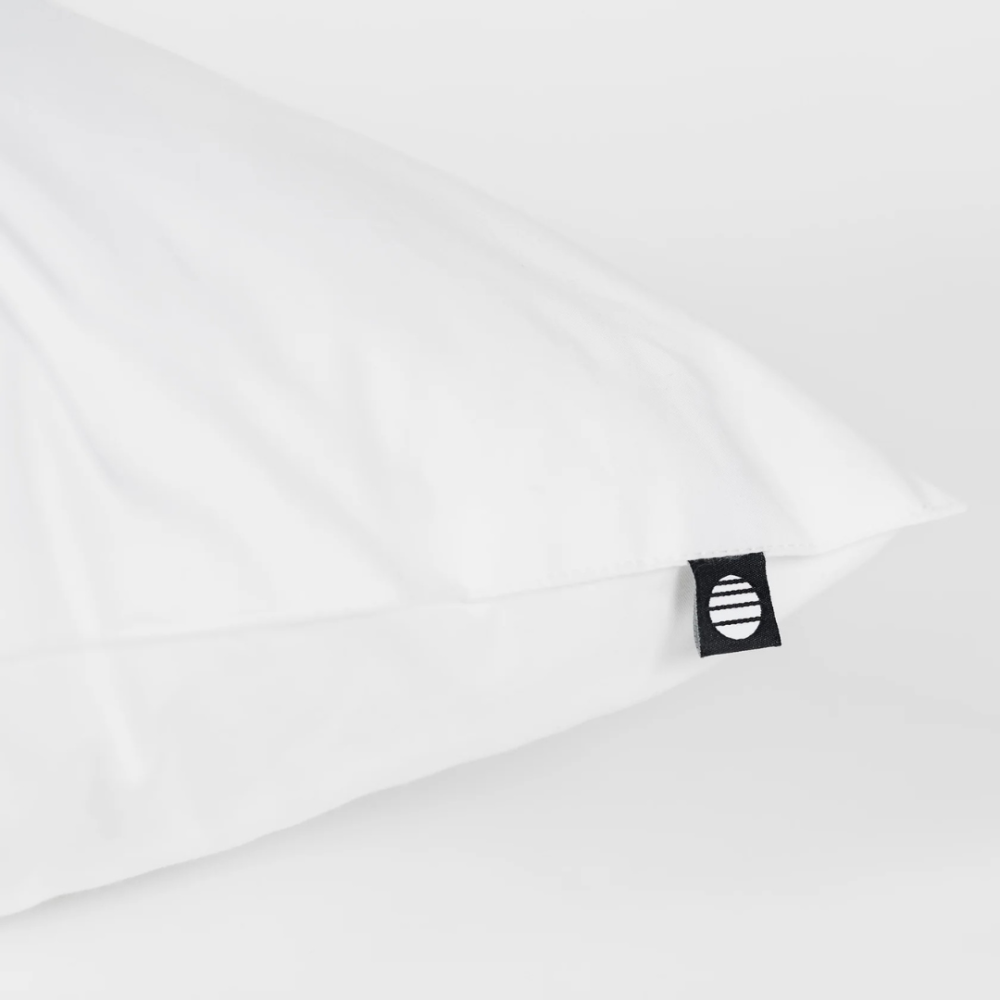 Padi „Familon Superior Pillow“. Klassikaline valge minimalistlik familon padi