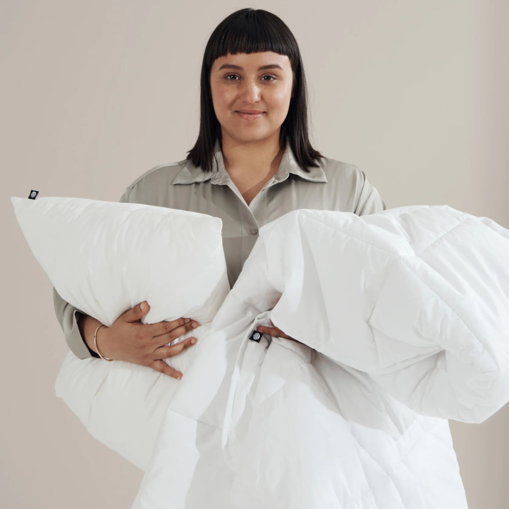 Padi „Familon Superior Pillow“. Õrna valge tooniga ühevärviline familon padi