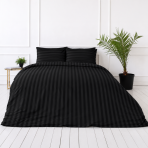Voodipesu komplekt "Black Stripes". Must voodipesu, 140x200 cm, 150x200 cm, 160x200 cm, 180x200 cm, 200x200 cm, 200x220 cm. Elegantselt must voodipesu komplekt, millel on peened triibud, tuues teie ruumi modernset luksust ja mugavust.