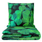 Voodipesu komplekt "Clover". Voodipesu komplektid 140x200, 140x200 cm, 180x200 cm. Must voodipesu komplekt silmatorkavate roheliste ristikutega, mis toob teie magamistoa sisustusse värske ja õnneliku meeleolu.
