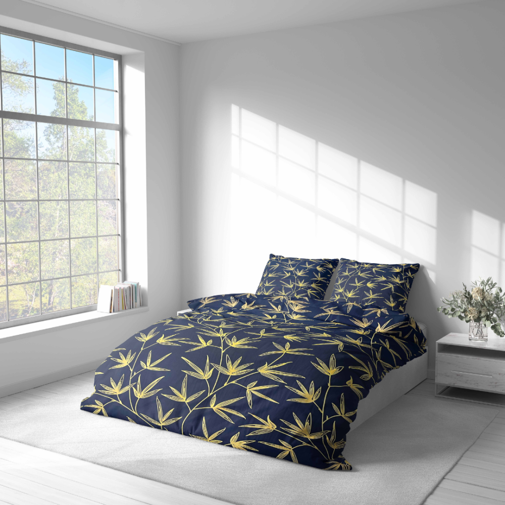 Voodipesu komplekt "Dawn Botanical". Voodipesu komplektid 140x200, 140x200 cm, 160x200 cm, 200x200 cm, 200x220 cm. Tumesinine voodipesukomplekt, millel on julged kollased oksad, toob teie tuppa looduse inspireeritud elegantsi.