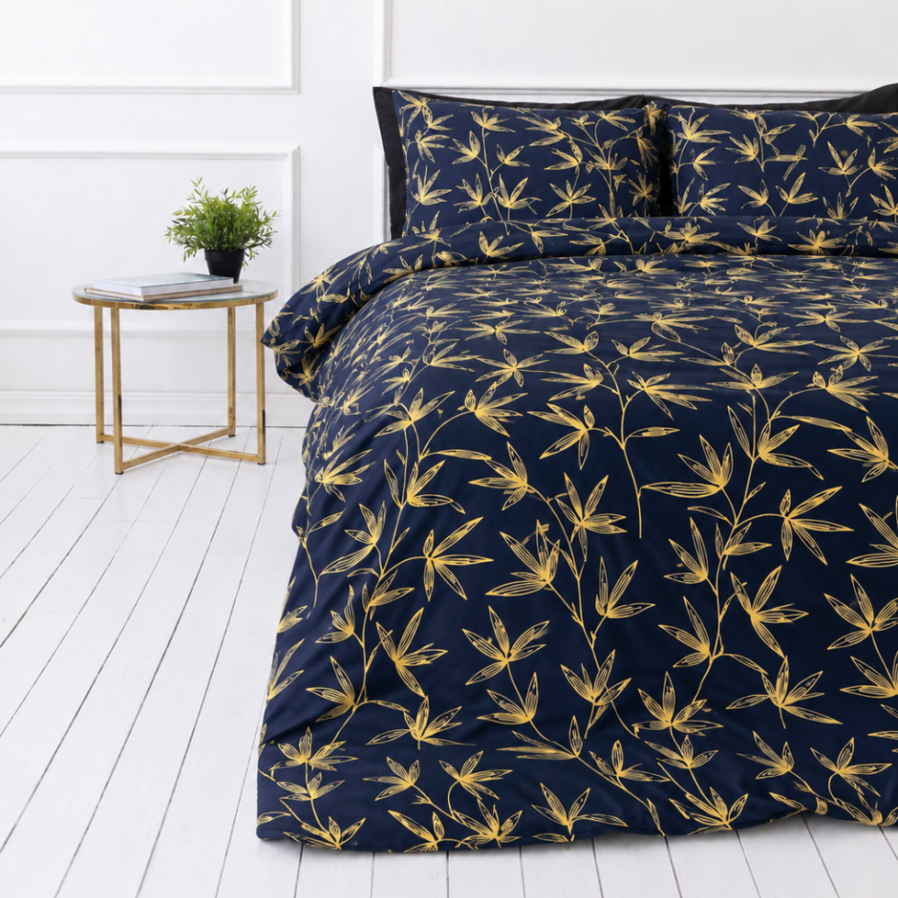 Voodipesu komplekt "Dawn Botanical". Voodipesu koos taimedega, 140x200 cm, 150x200 cm, 160x200 cm, 180x200 cm, 200x200 cm, 200x220 cm, 220x240 cm. Tumesinine voodipesukomplekt, kaunistatud elavate kollaste okstega, luues teie ruumis värske ja modernse ilme.