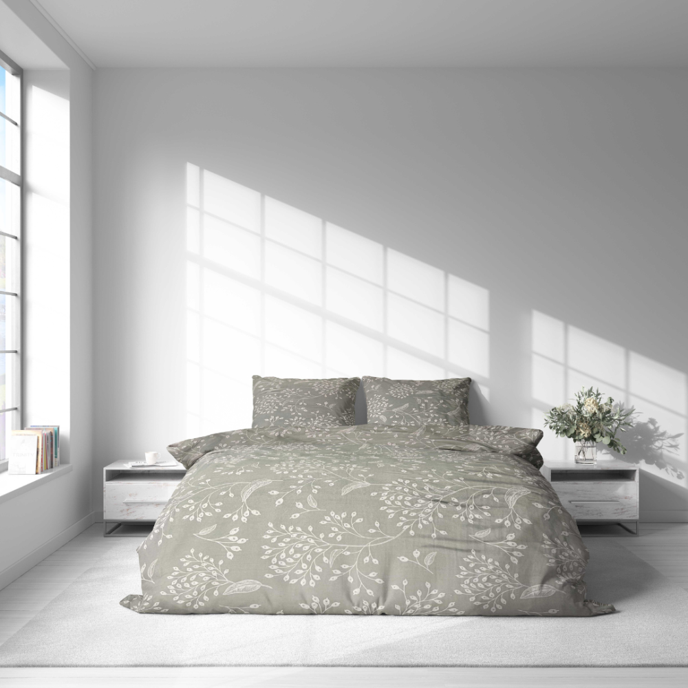 Voodipesu komplekt "Grandiflora". Voodipesu komplektid 140x200, 140x200 cm, 200x200 cm, 200x220 cm. Disaini täiendab harmooniliselt paigutatud valged taimemotiivid, kus põimuvad oksakesed ja lehekesed.