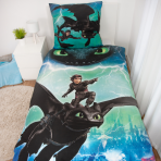 Laste voodipesu komplekt "How to train your dragon". Laste voodipesu, 135x200 cm. Sinistes, rohelistes ja mustades toonides voodipesu draakoni, ratsaniku ja välkudega.