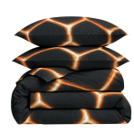 Voodipesu komplekt "Lavahive". Must voodipesu, 140x200 cm, 150x210 cm, 160x200 cm, 180x200 cm, 200x200 cm, 200x220 cm. Elegantne voodipesu komplekti disain, millel on mustal pinnal taruvaikseid sädemeid. Voodipesu komplekt "Lavahive". Must voodipesu, 140x200 cm, 150x210 cm, 160x200 cm, 180x200 cm, 200x200 cm, 200x220 cm. Elegantne voodipesu komplekti disain, millel on mustal pinnal taruvaikseid sädemeid.