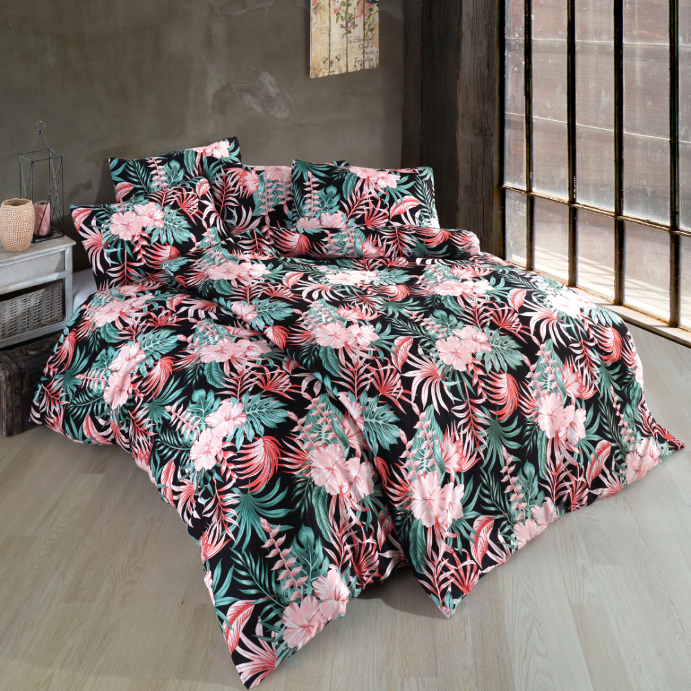 Voodipesu komplekt "Walter Pink". Puuvillane voodipesu, 140x200 cm, 200x200 cm, 200x220 cm. Musta taustaga voodipesu komplekt, mida kaunistavad erksad roosad lilled ja lopsakad rohelised lehed, mis loovad silmatorkava ja elava kujunduse.