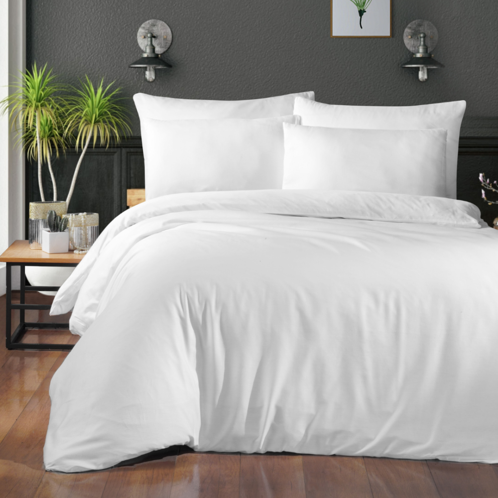 Voodipesu komplekt "White Ranforce". Puuvillane voodipesu, 140x200 cm, 200x200 cm, 200x220 cm. Klassikaline valge voodipesu komplekt, mis on valmistatud 100% puuvillasest ranforce'ist, mis tagab ajatu mugavuse ja stiili.