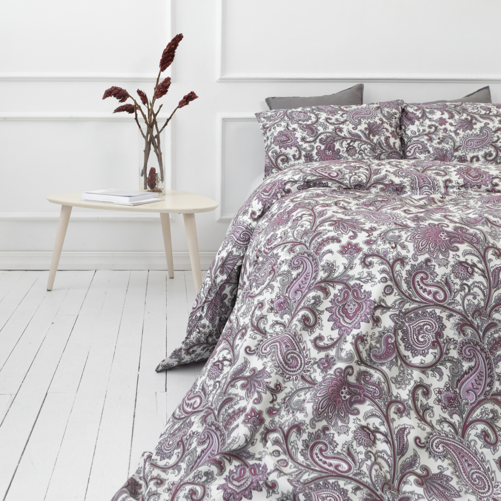 Premium satiinist padjapüürid "Burgundy". Padjapüürid 50x70