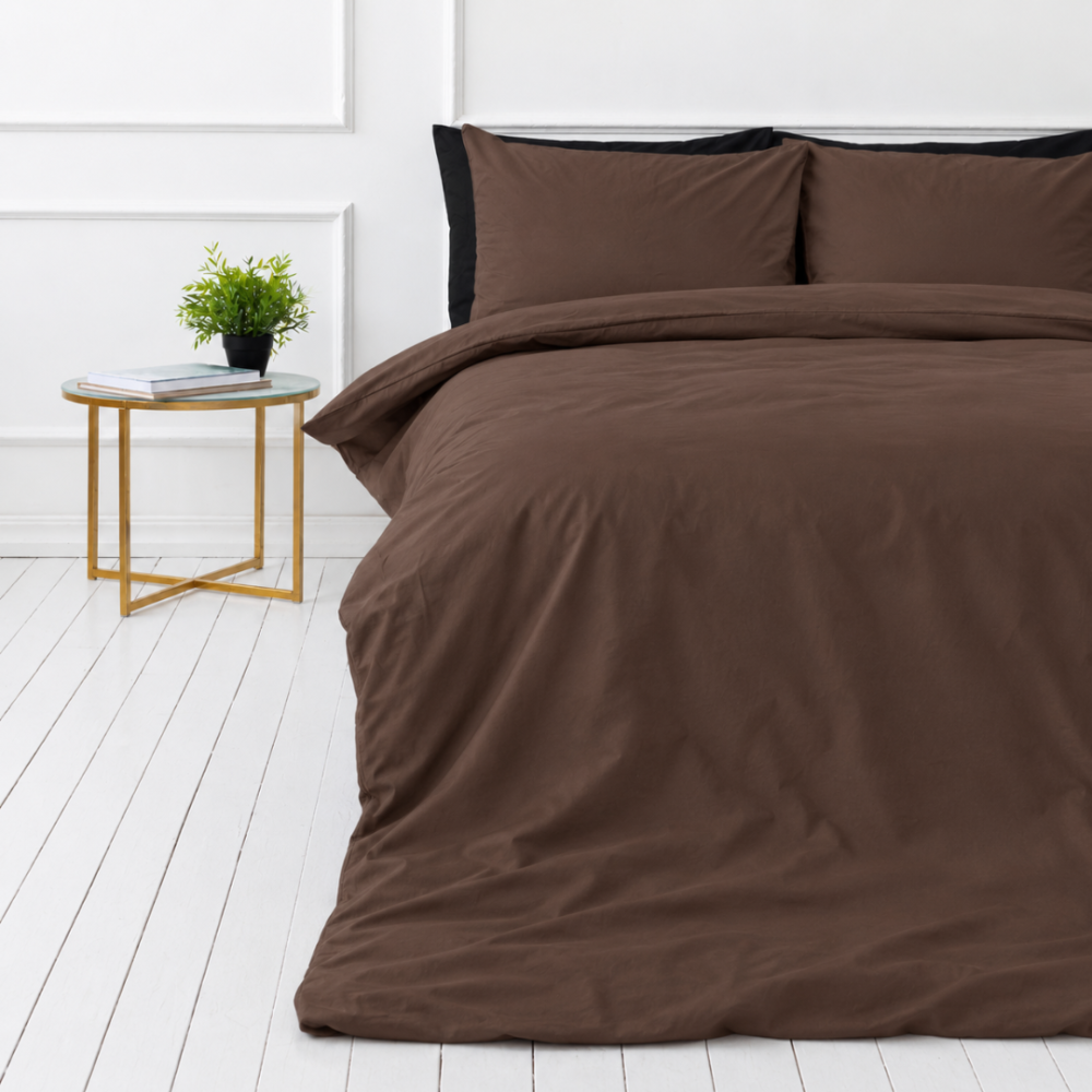 Premium satiinist voodipesu komplekt "Brown". Ühevärviline voodipesu, 140x200 cm, 200x200 cm, 200x220 cm. Elegantne pruun voodipesu komplekt, mis sobib ideaalselt rikkaliku ja kutsuva magamistoa atmosfääri loomiseks. Premium satiinist voodipesu komplekt "Brown". Ühevärviline voodipesu, 140x200 cm, 200x200 cm, 200x220 cm. Elegantne pruun voodipesu komplekt, mis sobib ideaalselt rikkaliku ja kutsuva magamistoa atmosfääri loomiseks.
