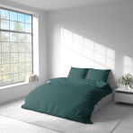 Premium satiinist voodipesu komplekt "Green Stripe Satin“. Satiinist voodipesu, 140x200 cm, 200x200 cm. Elegantne triibuline disain intensiivses tumerohelises voodipesus.
