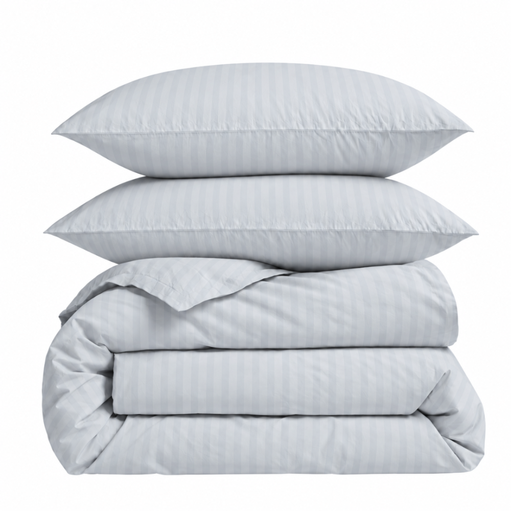 Premium satiinist voodipesu komplekt "Light Gray Stripe Satin“. Hall voodipesu, 140x200 cm, 200x200 cm. Helehall voodipesu komplekt peente triipudega. Premium satiinist voodipesu komplekt "Light Gray Stripe Satin“. Hall voodipesu, 140x200 cm, 200x200 cm. Helehall voodipesu komplekt peente triipudega.