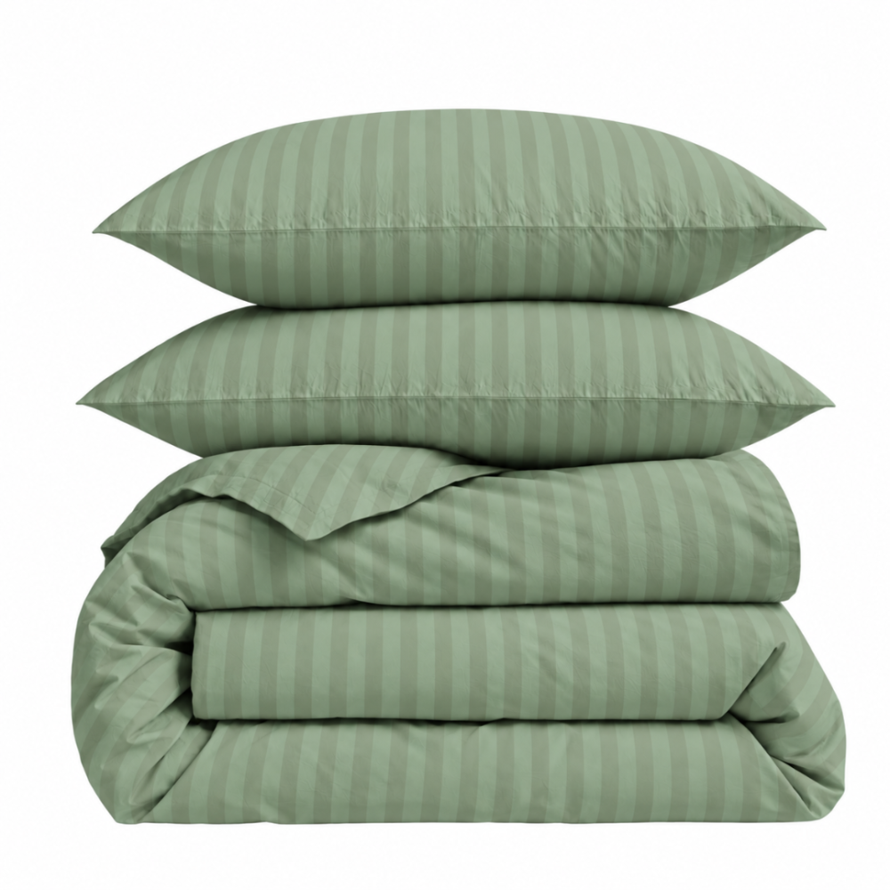 Premium satiinist voodipesu komplekt "Pistachio Stripe Sateen". Voodipesu komplektid 150x210, 140x200 cm, 150x210 cm, 160x200 cm, 180x200 cm, 200x200 cm, 200x220 cm, 220x240 cm. Rohekatooniline voodipesukomplekt peene triibumustriga Premium satiinist voodipesu komplekt "Pistachio Stripe Sateen". Voodipesu komplektid 150x210, 140x200 cm, 150x210 cm, 160x200 cm, 180x200 cm, 200x200 cm, 200x220 cm, 220x240 cm. Rohekatooniline voodipesukomplekt peene triibumustriga