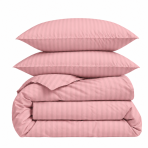 Premium satiinist voodipesu komplekt "Seashell Pink Stripe Sateen". Mako satiin voodipesu, 140x200 cm, 150x210 cm, 160x200 cm, 180x200 cm, 200x200 cm, 200x220 cm, 220x240 cm. Roosakaskoralliline triibuline voodipesukomplekt helges ja rahulikus ruumis