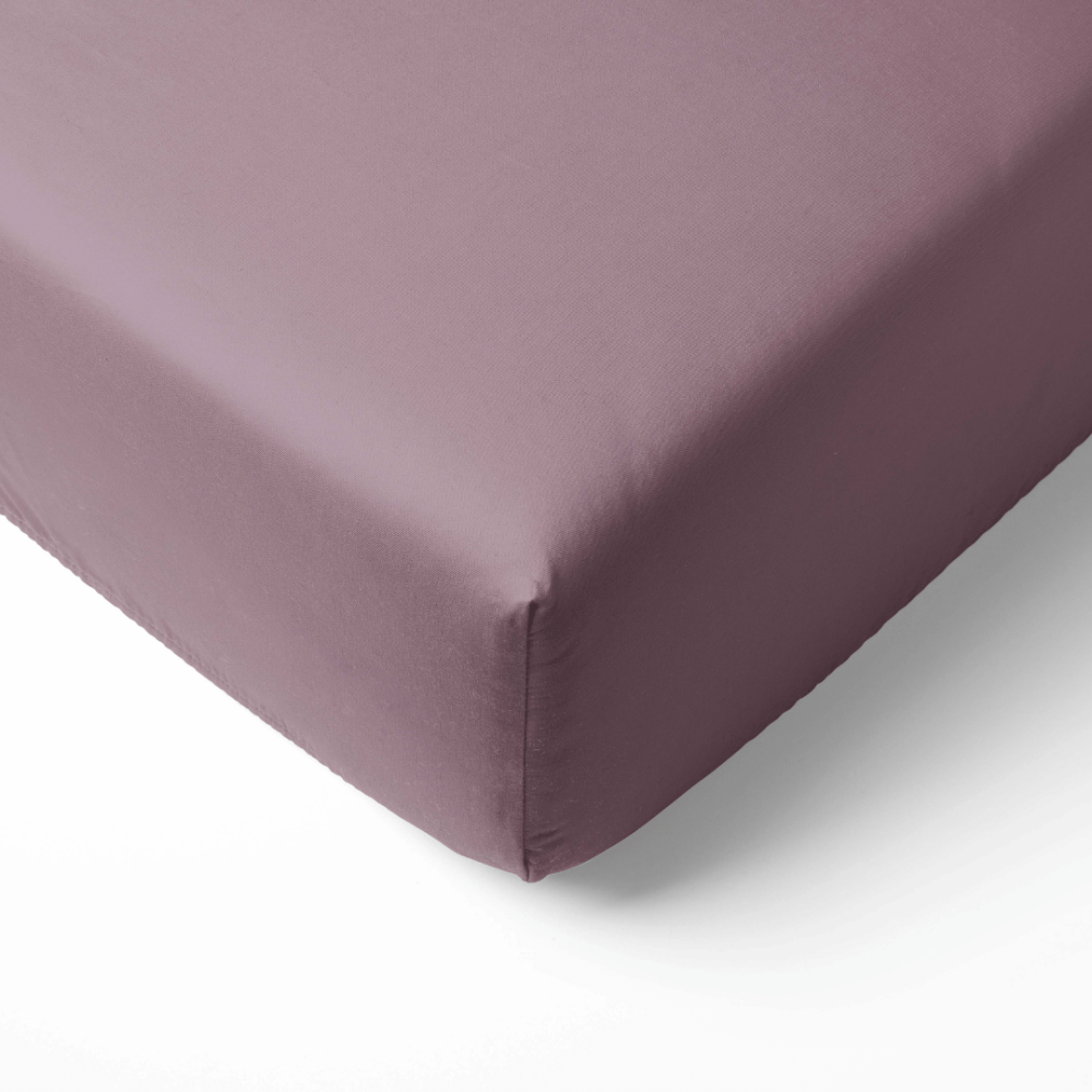Satiinist kummiga voodilina „Grape Sateen“. Kummiga voodilina 160x200, 90x200 cm, 140x200 cm, 160x200 cm, 180x200 cm. Hallikasroosa kummiga voodilina õrna lilla alatooniga. Satiinist kummiga voodilina „Grape Sateen“. Kummiga voodilina 160x200, 90x200 cm, 140x200 cm, 160x200 cm, 180x200 cm. Hallikasroosa kummiga voodilina õrna lilla alatooniga.