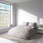 Satiinist voodipesu komplekt "Charming". Satiinist voodipesu, 140x200 cm, 150x200 cm, 160x200 cm, 180x200 cm, 200x200 cm, 200x220 cm. Elegantse valge voodipesu, mida kaunistavad roosad roosid ja õrnad lilled.
