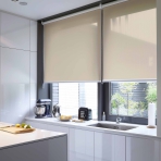 Pimendavad rulood „Roll beige blackout“. Kardinad, 60x200 cm, 80x200 cm, 100x200 cm, 120x200 cm, 140x200 cm, 160x200 cm, 180x200 cm. Beežid pimendavad rulood optimaalseks valguskontrolliks ja privaatsuseks.