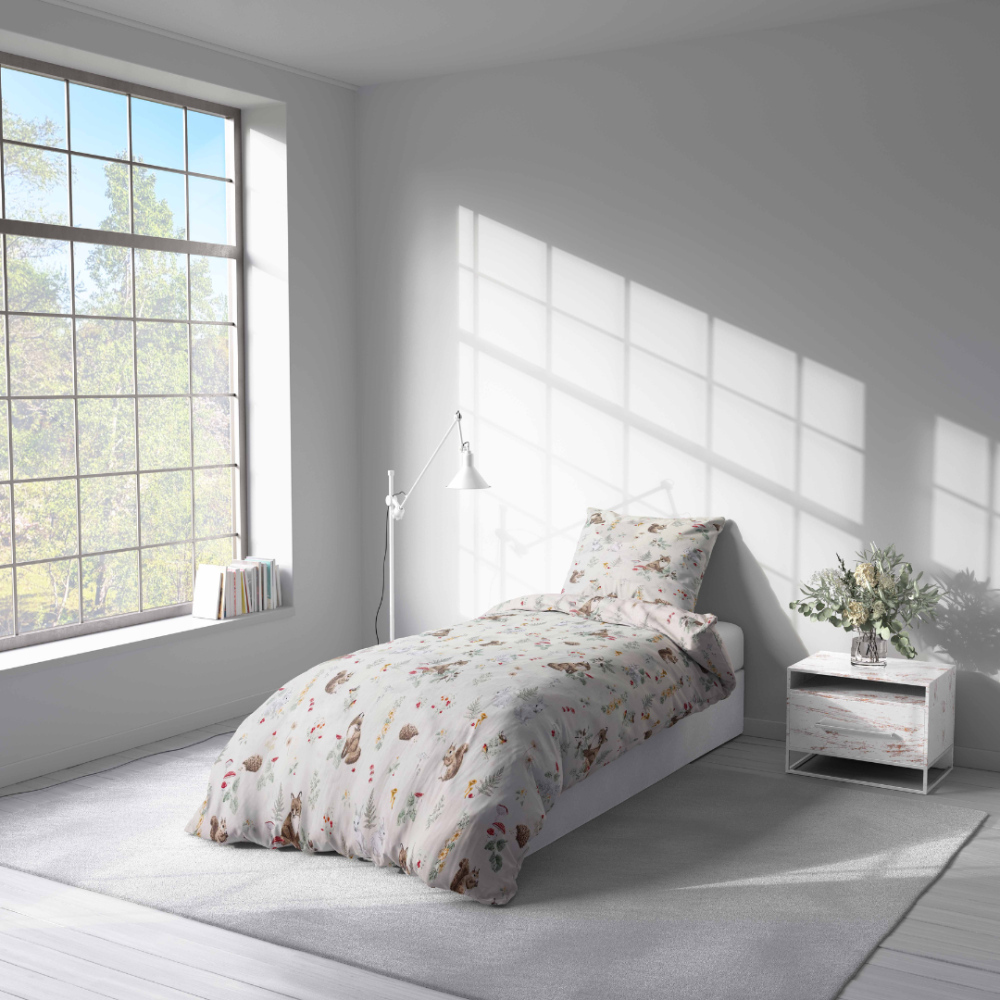 Laste voodipesu komplekt "Kuddle Knoll". Hall voodipesu, 100x140 cm, 140x200 cm, 150x200 cm, 160x200 cm. Laste voodipesu mänguliste metsloomade illustratsioonidega