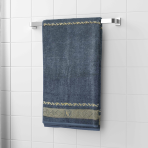 Vannitoa rätik „Grey olympian“. Rätikud, 50x100 cm, 70x140 cm. Elegantselt tumedate lilla värviga rätik, mis lisab ruumile soojust ja hubasust